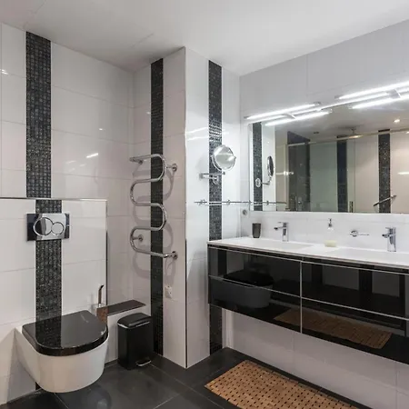 Lejlighed Spacious With Sea View In