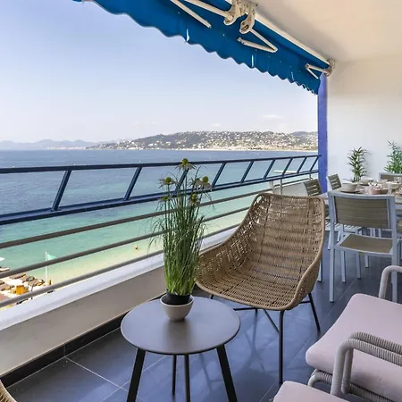 Spacious With Sea View In *