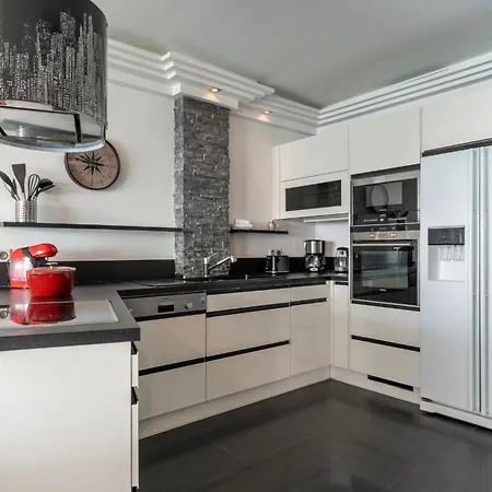 Spacious With Sea View In *